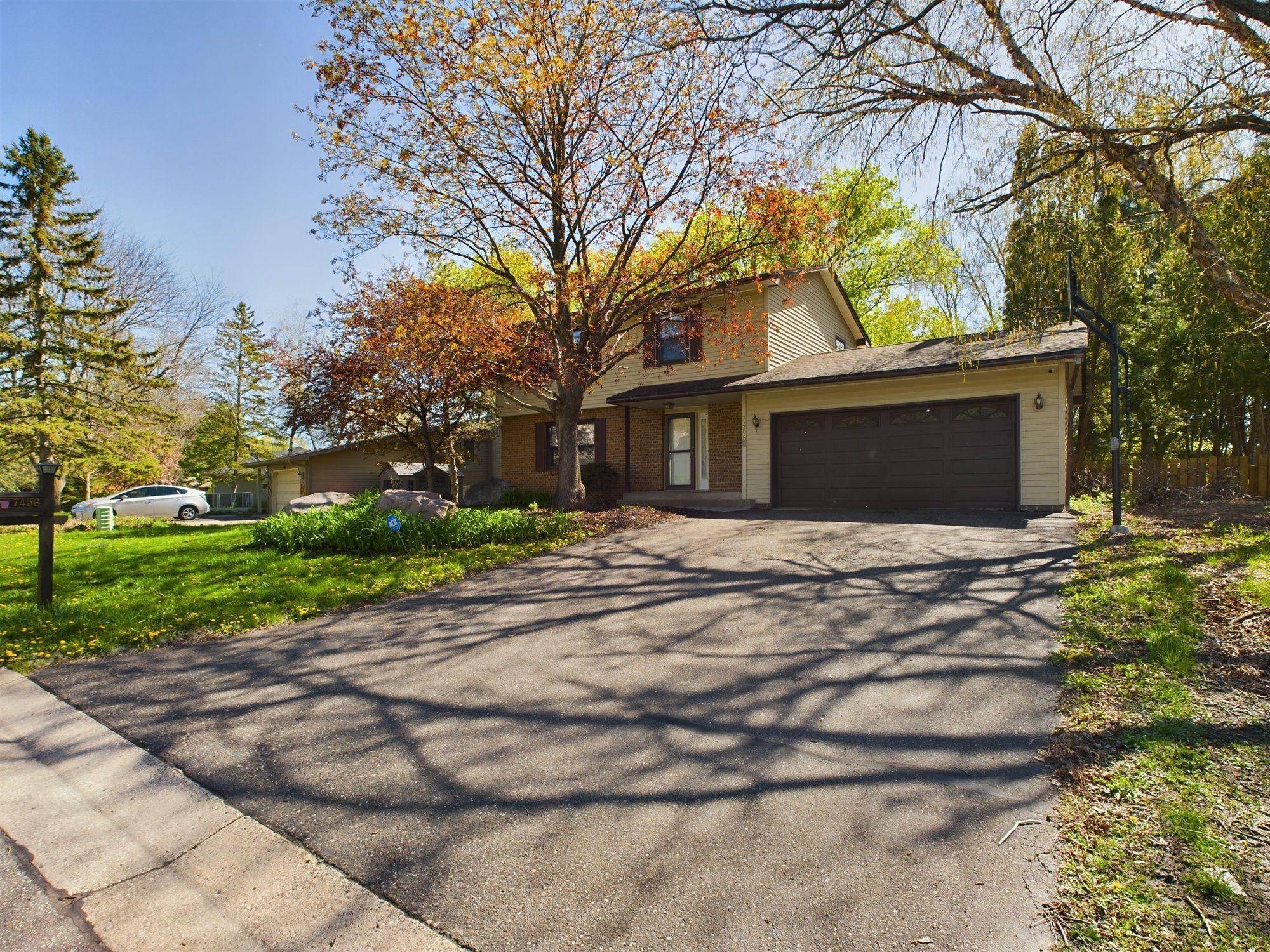 Inver Grove Heights, MN 55076,7456 Boyd AVE