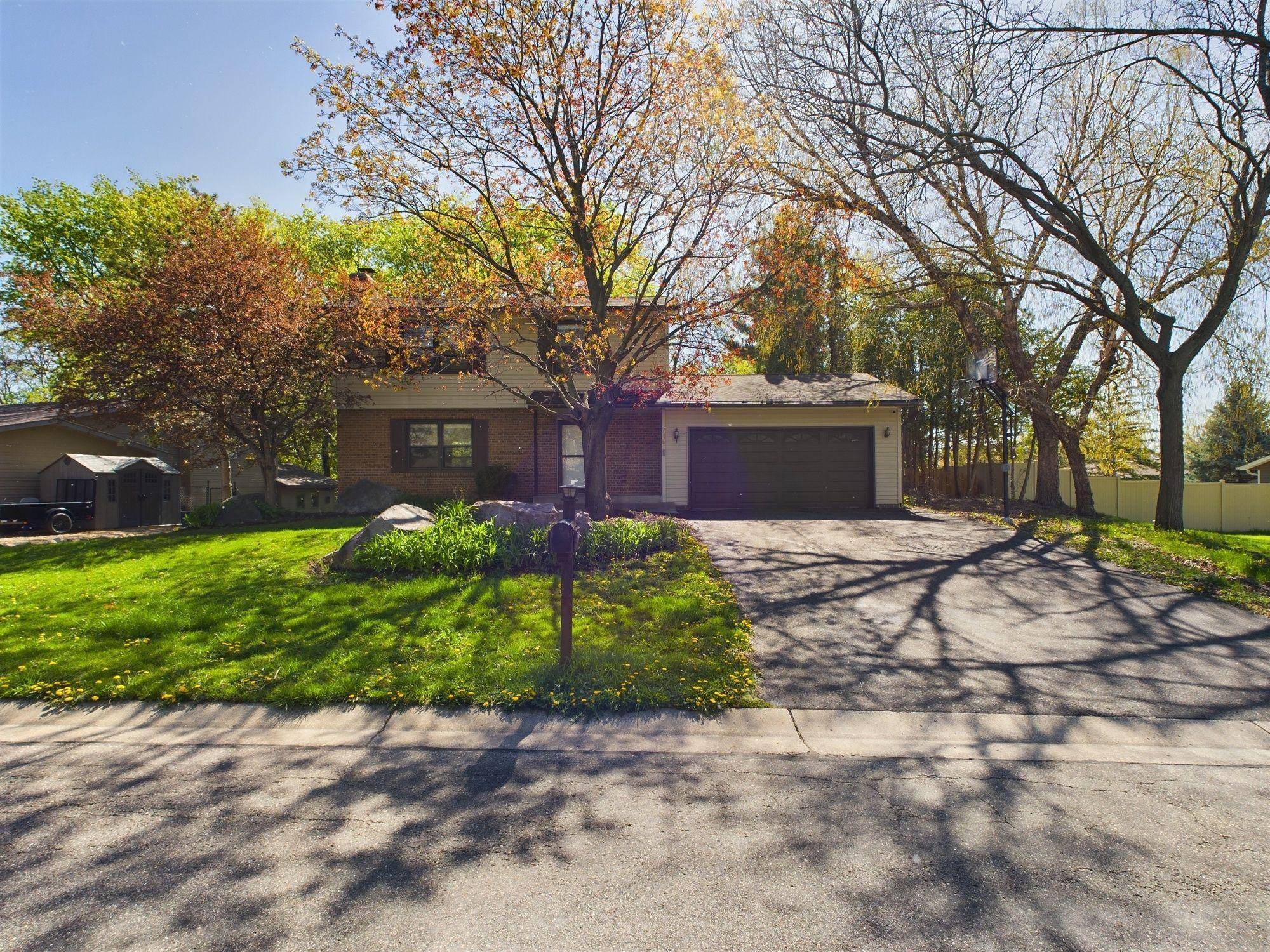 Inver Grove Heights, MN 55076,7456 Boyd AVE