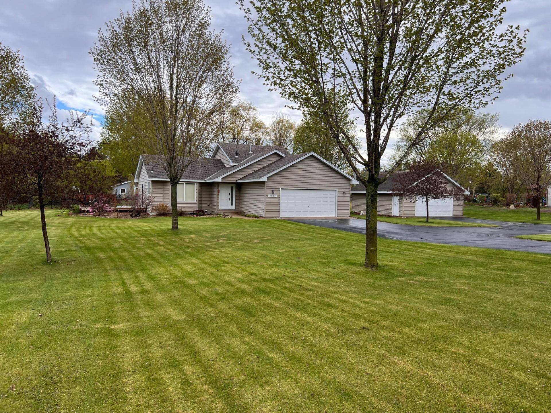 Princeton, MN 55371,7617 6th ST N