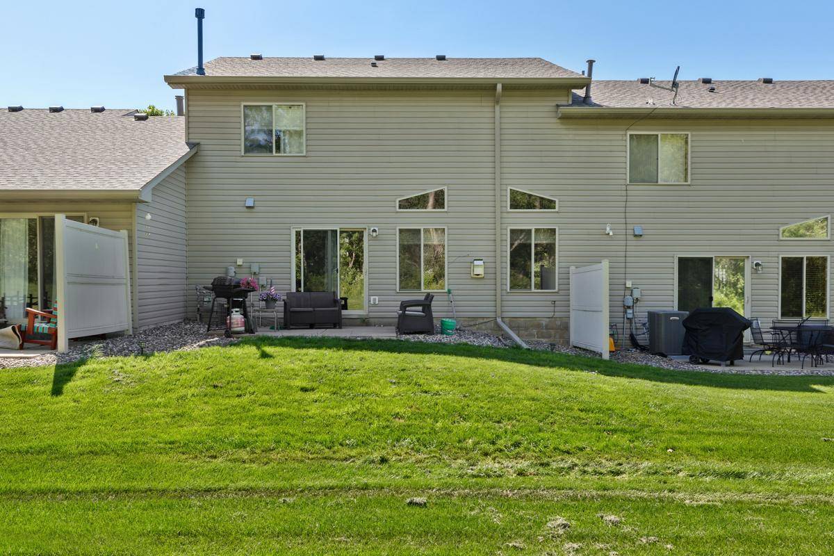 Faribault, MN 55021,2445 Birn Hill DR