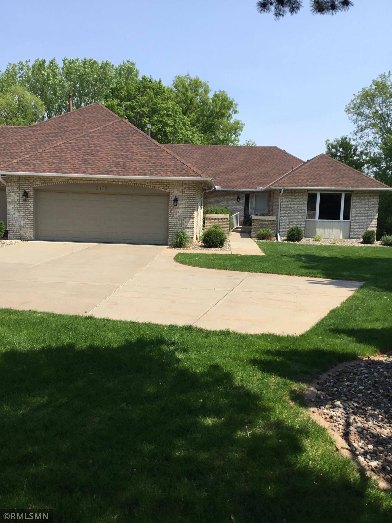 Roseville, MN 55113,2172 Ferris LN #6