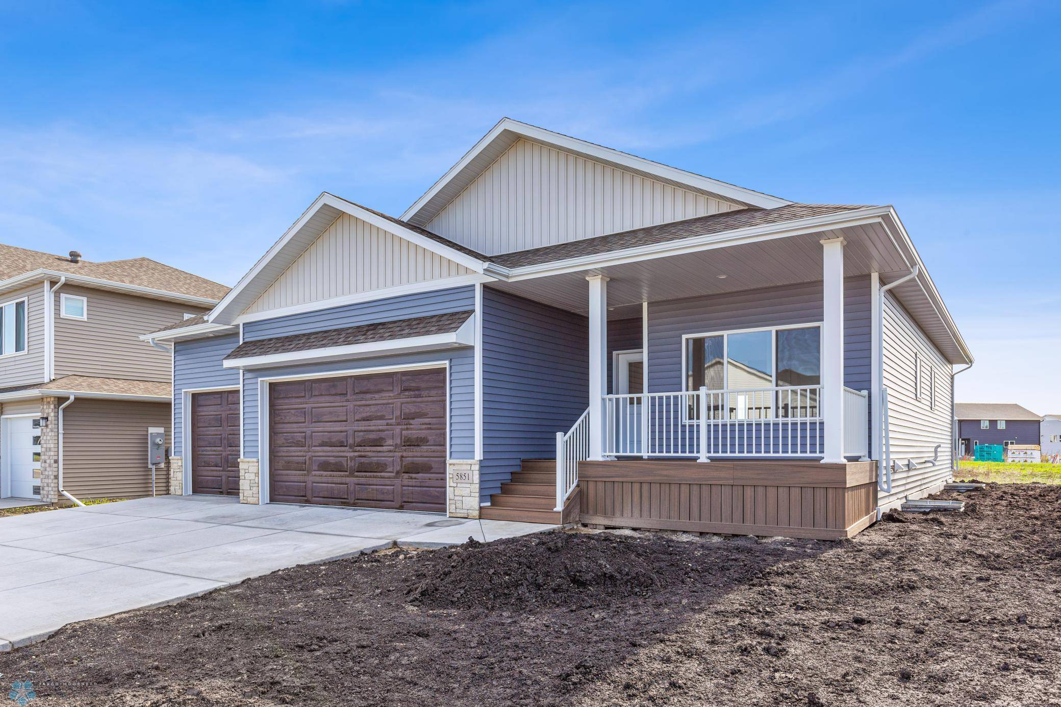 West Fargo, ND 58078,5851 11th ST W