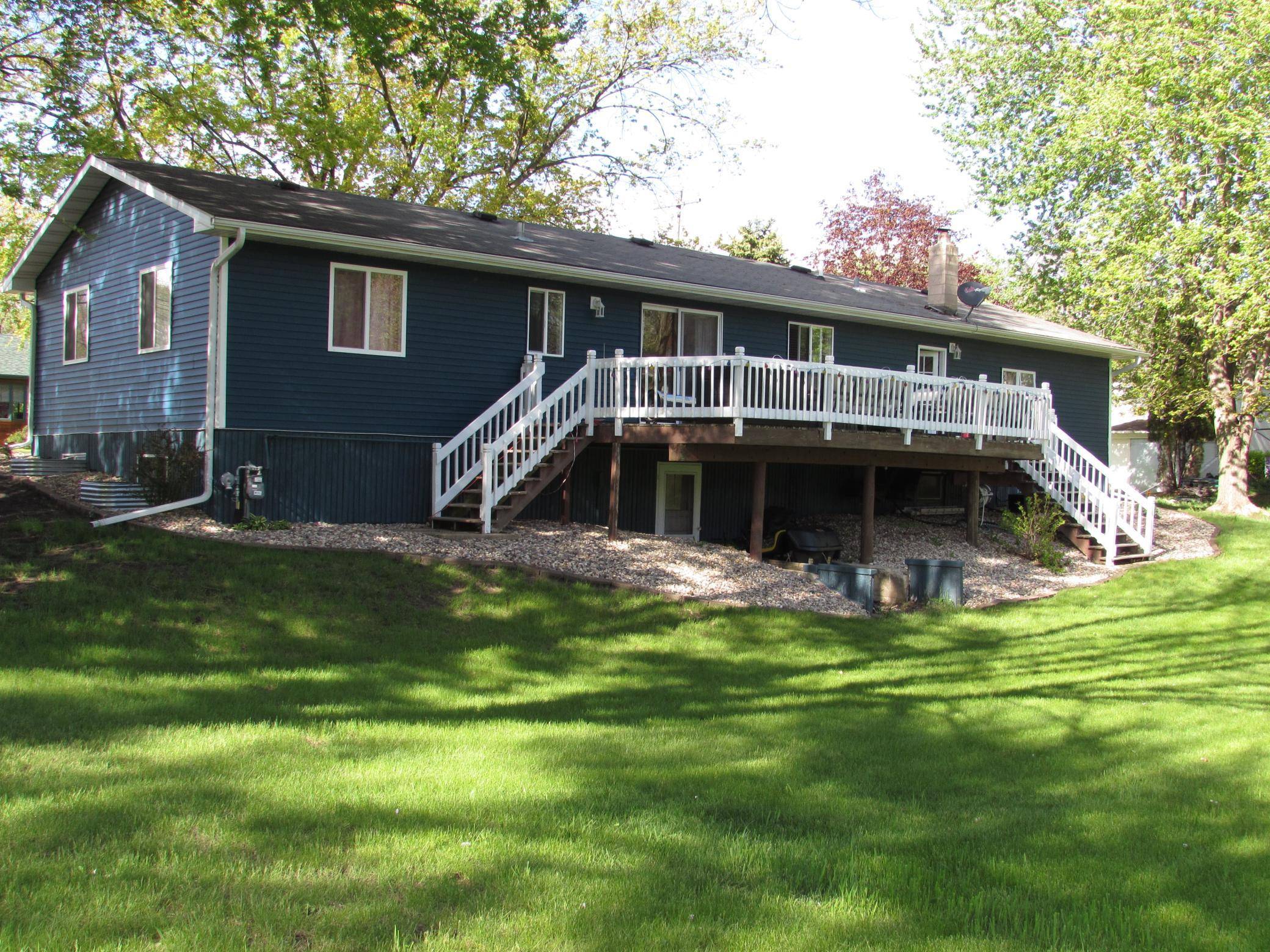 Fairmont, MN 56031,1448 Larsen LN