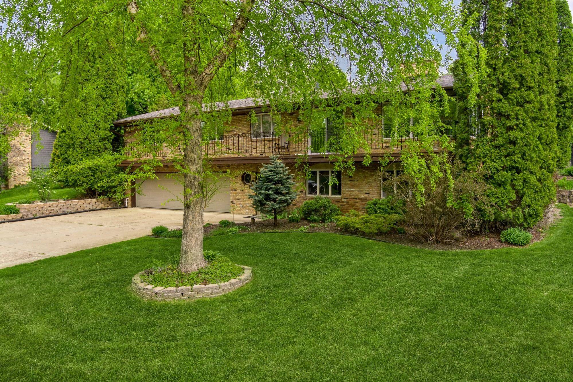 Plymouth, MN 55442,5920 Kirkwood LN N