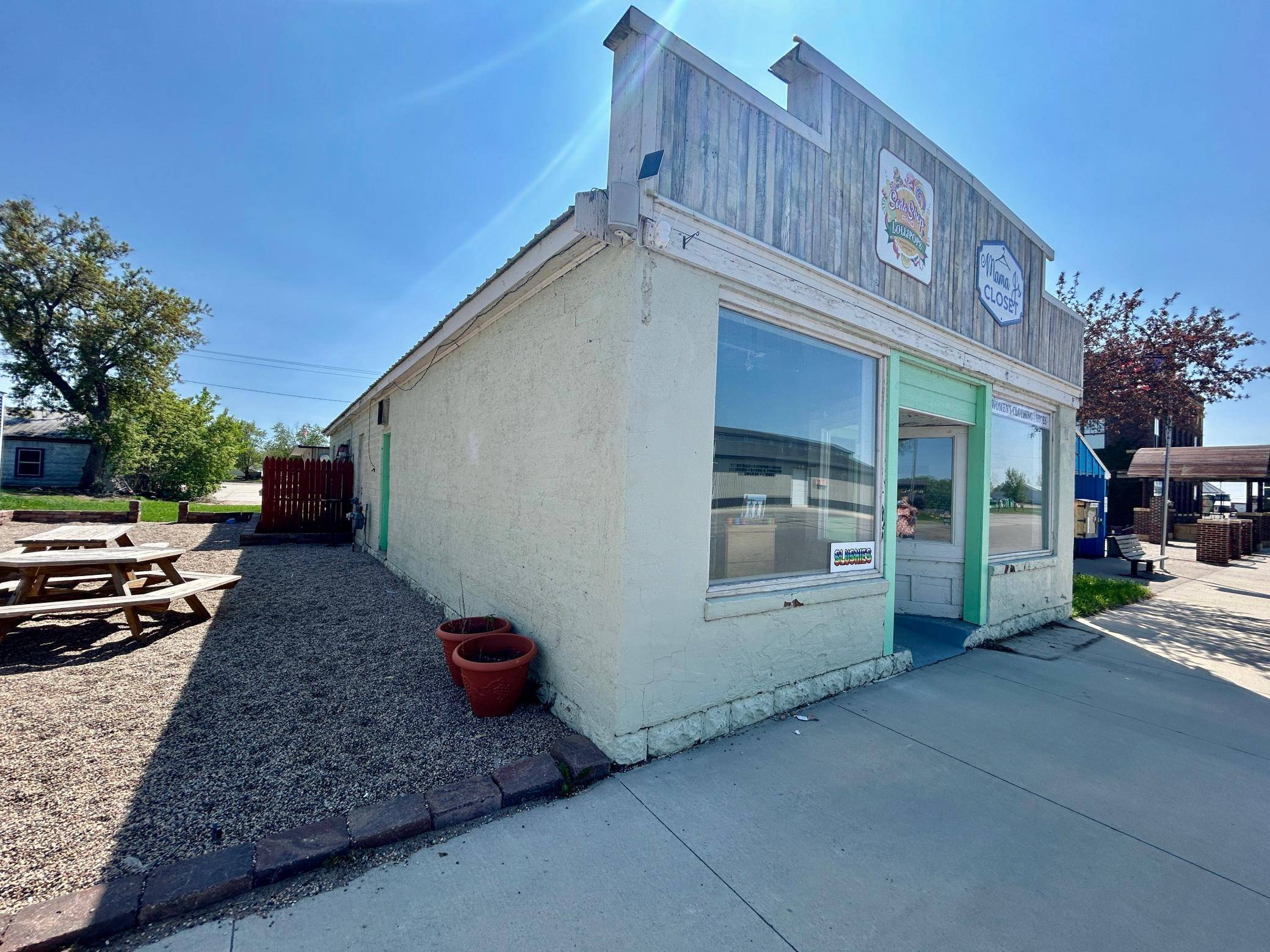 Ottertail, MN 56571,103 W Main ST