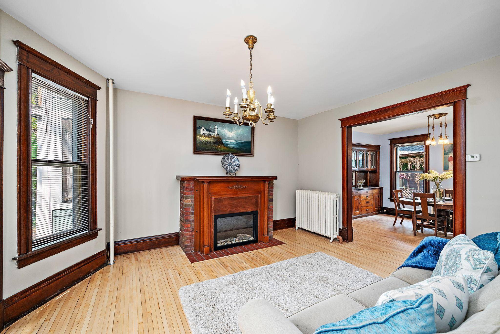 Minneapolis, MN 55411,1711 Emerson AVE N