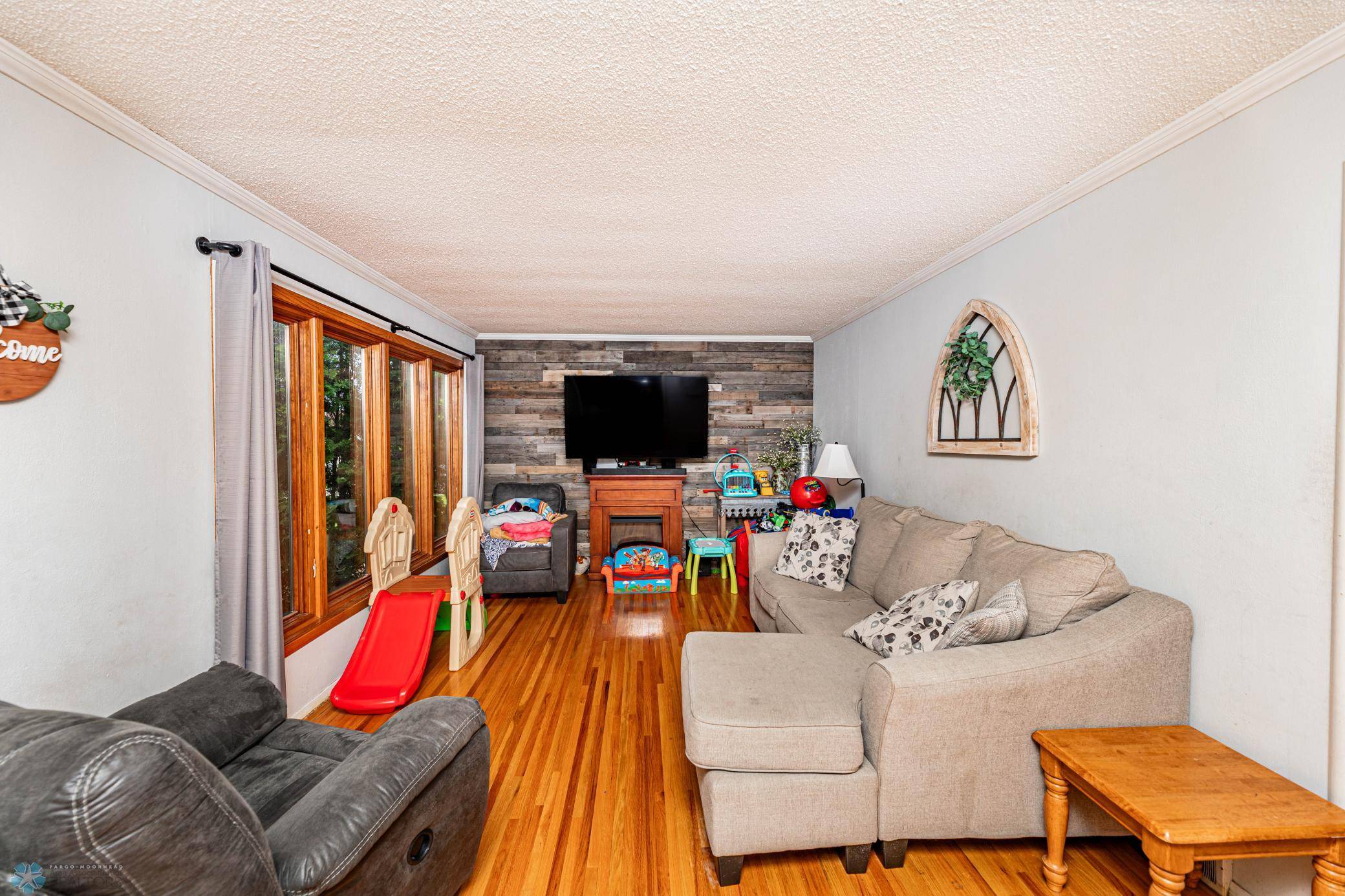 Moorhead, MN 56560,808 14th ST N