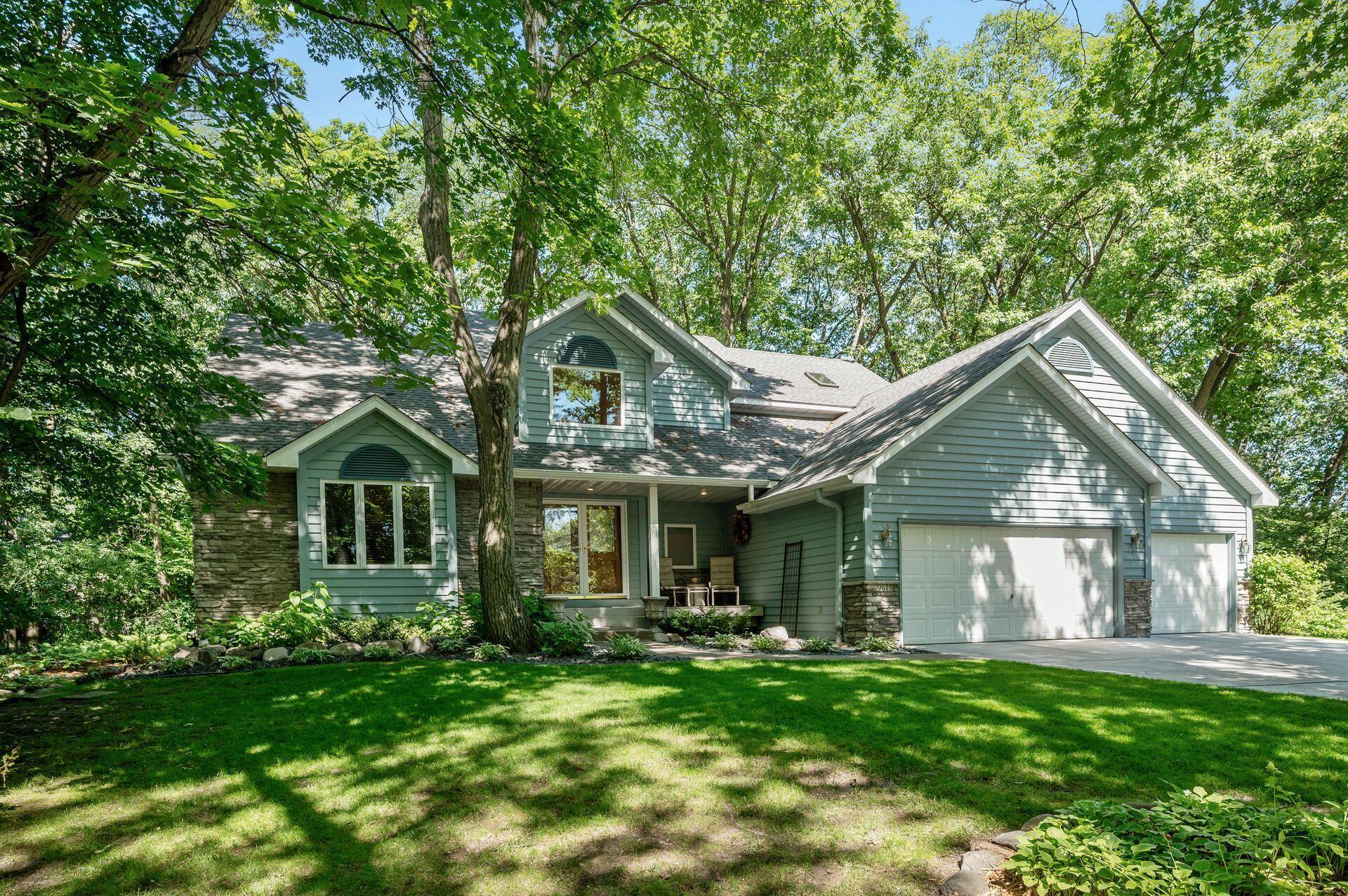 Champlin, MN 55316,9675 Woodlawn PL N