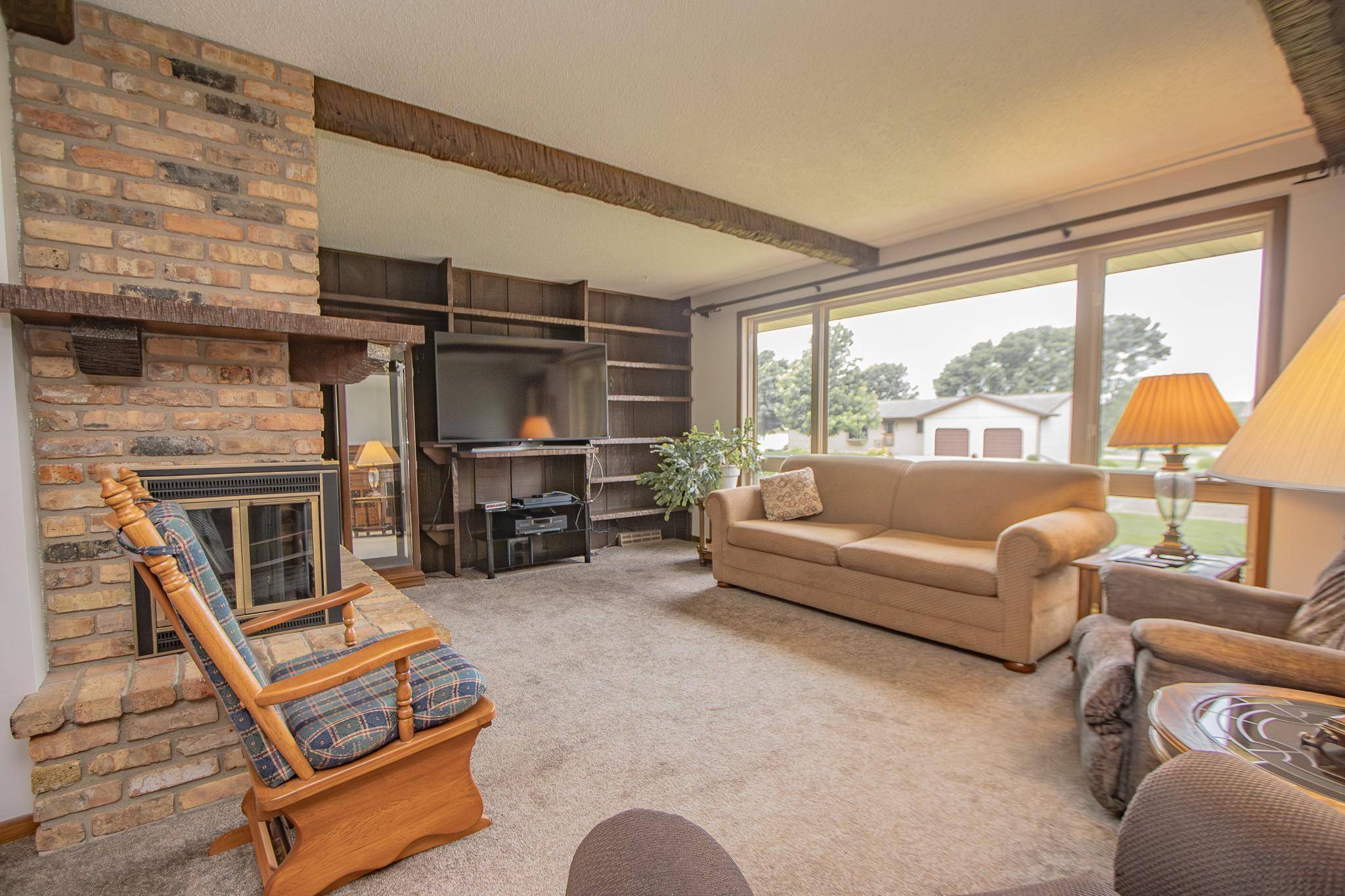 Adrian, MN 56110,724 Kentucky AVE