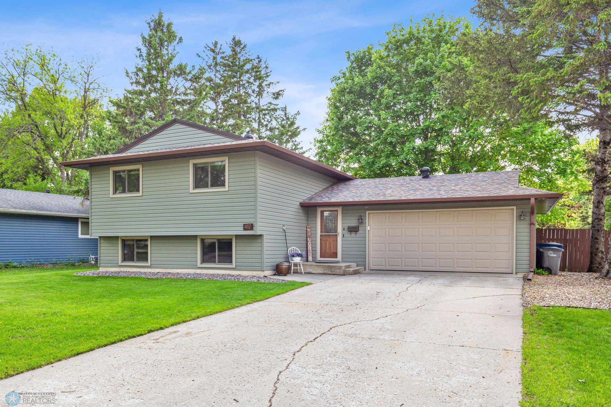 Moorhead, MN 56560,417 Oakway