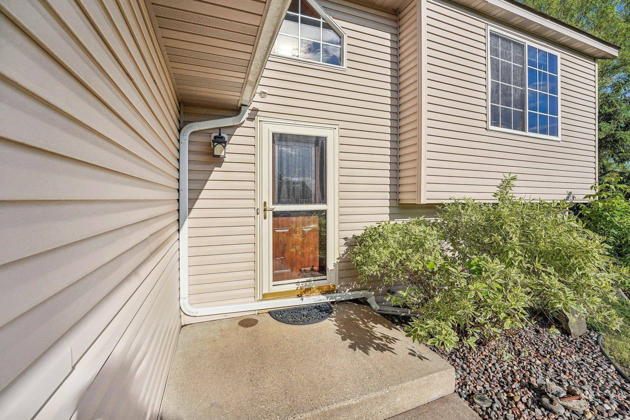 Dresser, WI 54009,412 Garfield ST