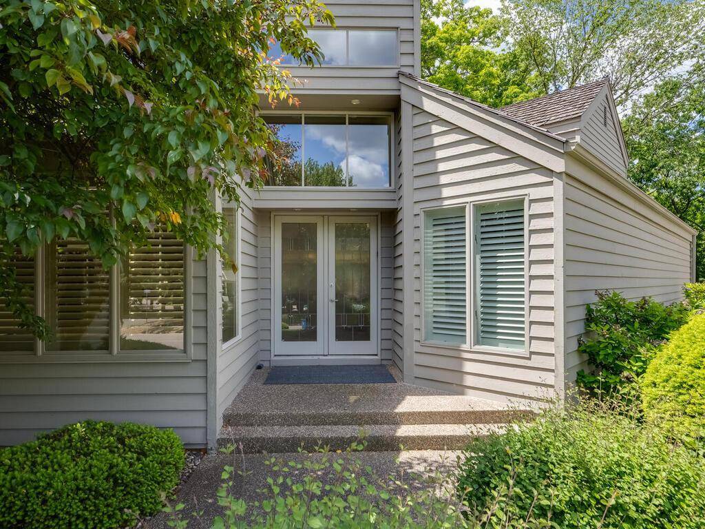 Minnetonka, MN 55305,3540 Fairway LN