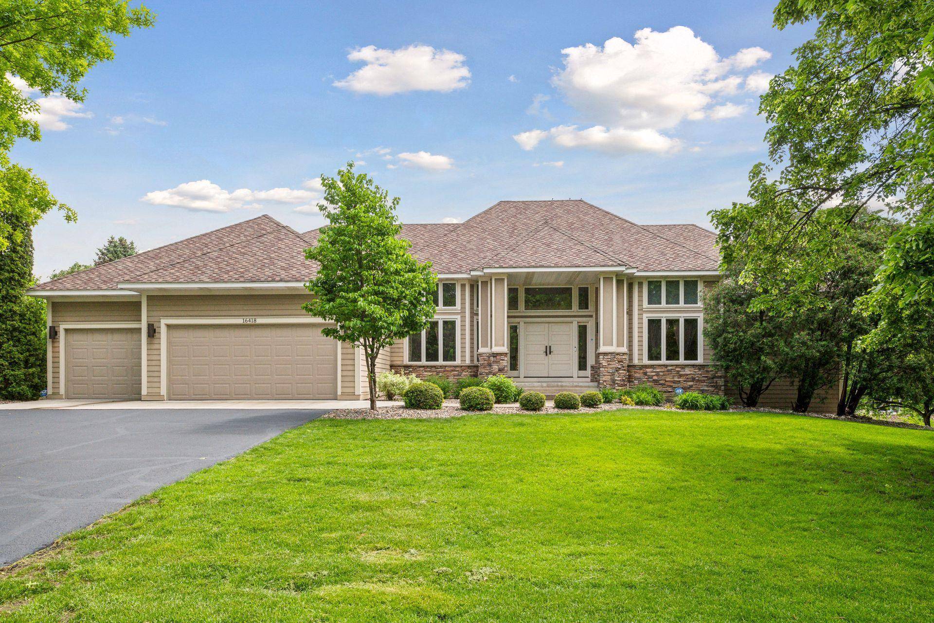 Minnetonka, MN 55345,16418 Gladys LN