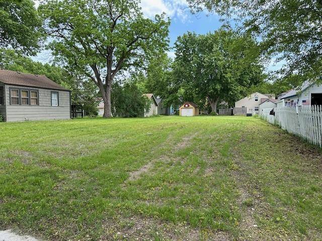 Windom, MN 56101,1425 5th AVE