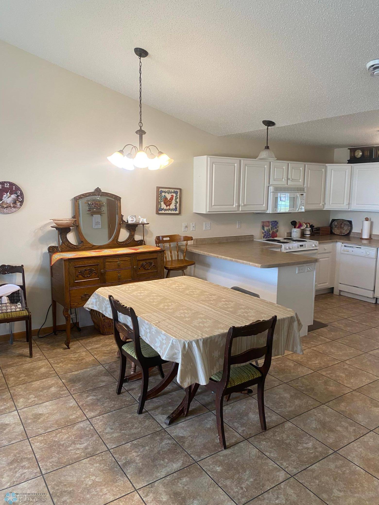 Moorhead, MN 56560,426 30th ST N