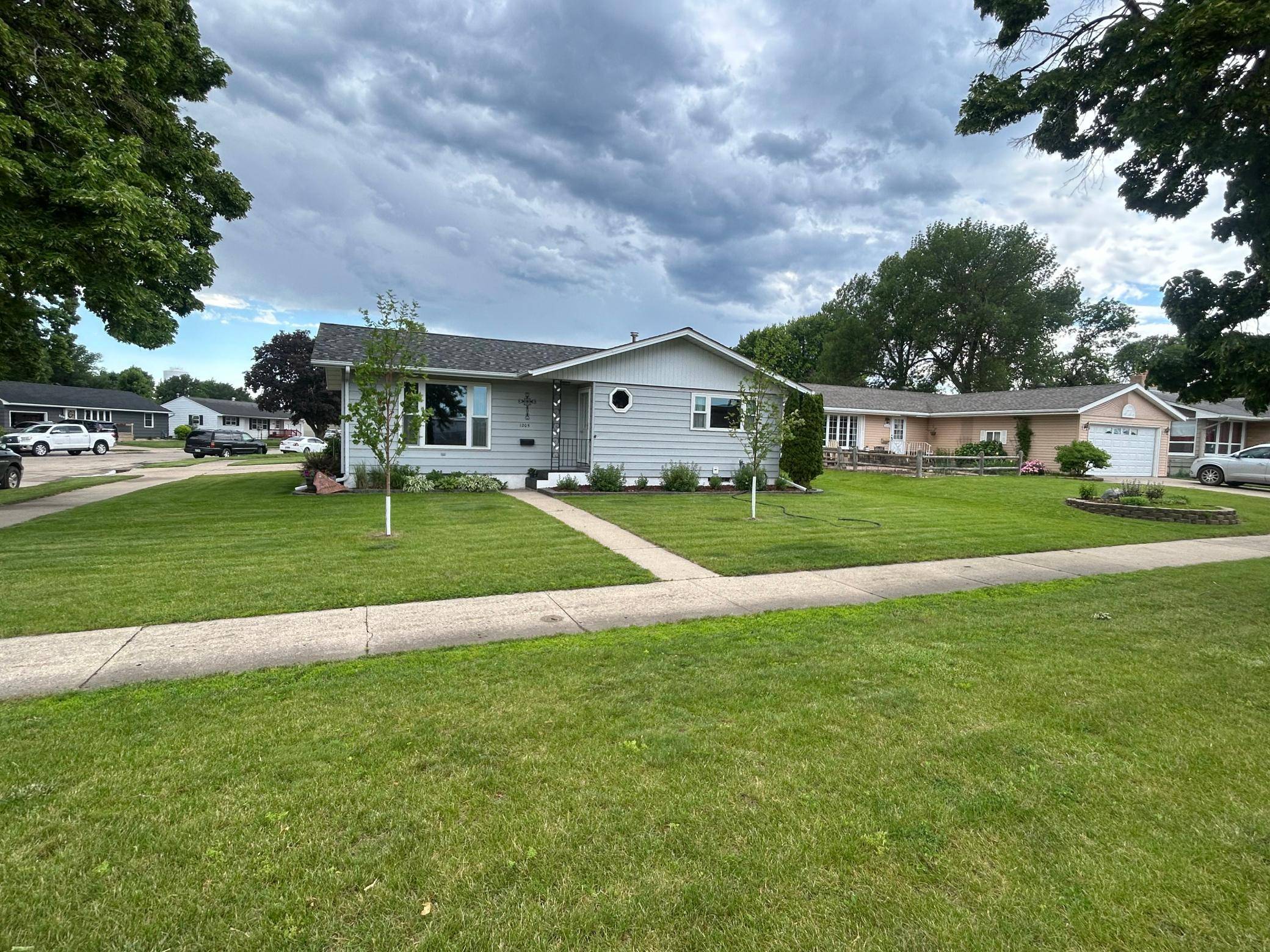 Worthington, MN 56187,1205 Diagonal RD