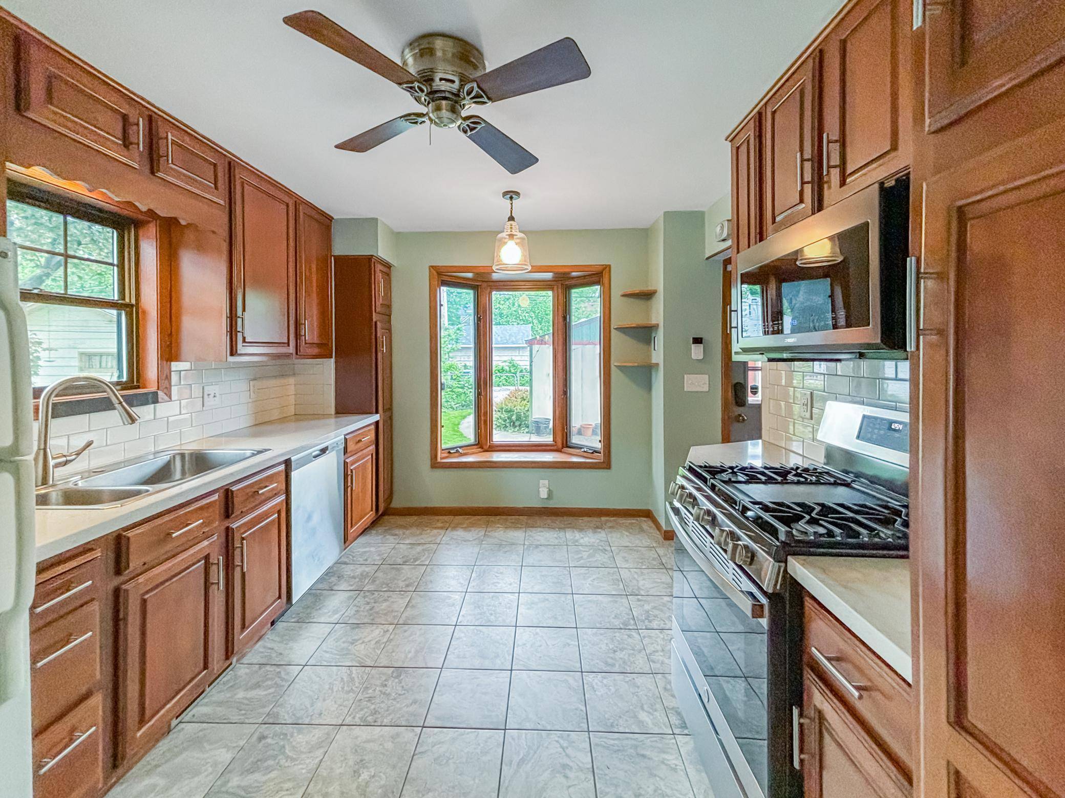 Minneapolis, MN 55406,3404 35th AVE S