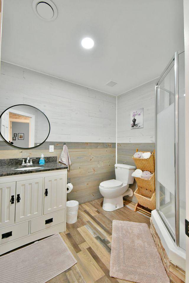 Glendorado Twp, MN 56329,16326 Glendorado RD NE