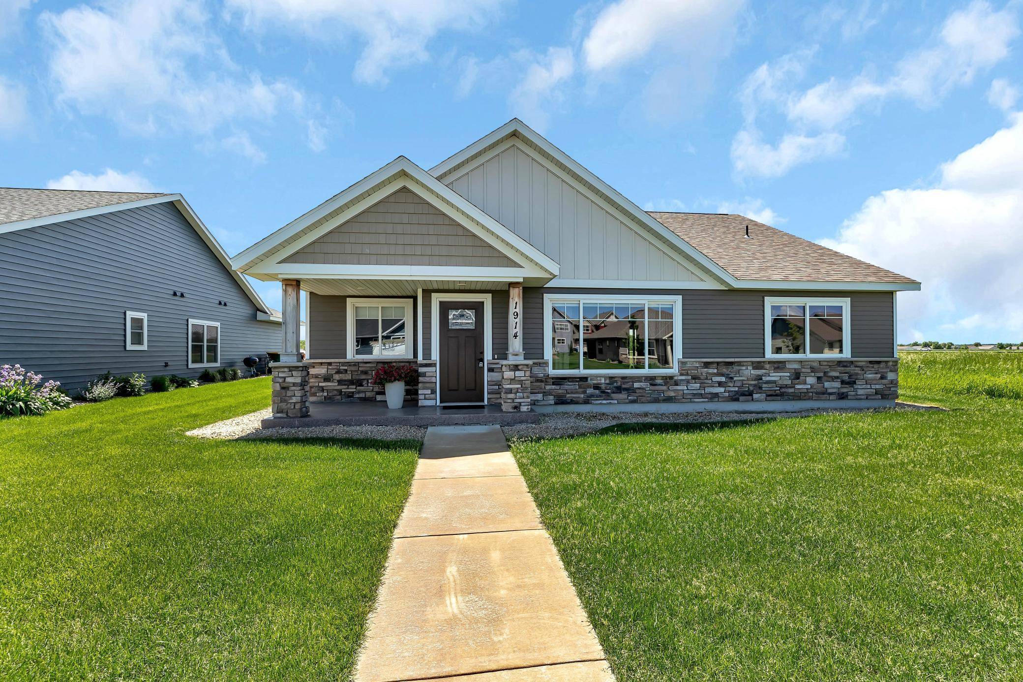 Sartell, MN 56377,1914 Sandstone LOOP S