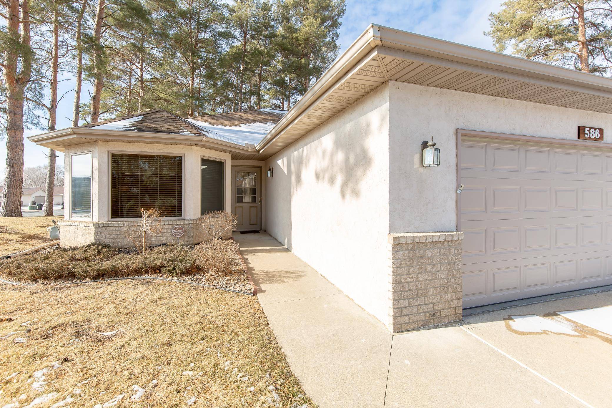 Shakopee, MN 55379,586 Timber CT