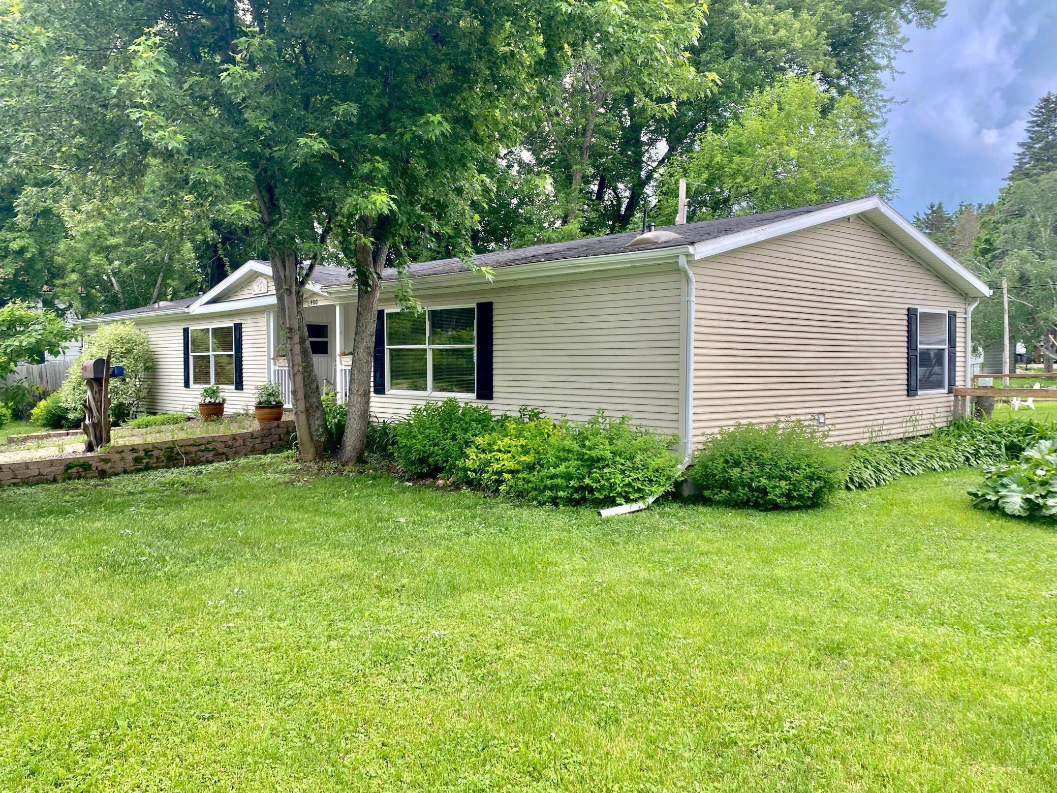 Crosby, MN 56441,406 Superior AVE