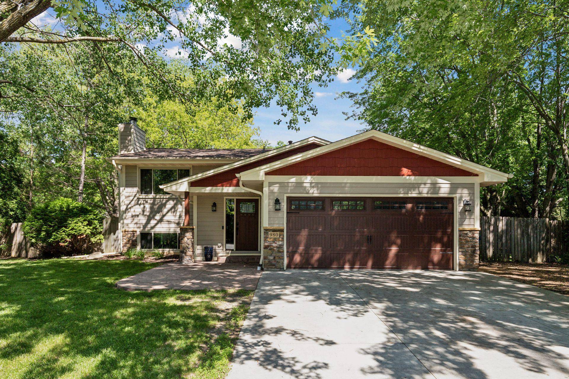 Chanhassen, MN 55317,980 Redwing CT