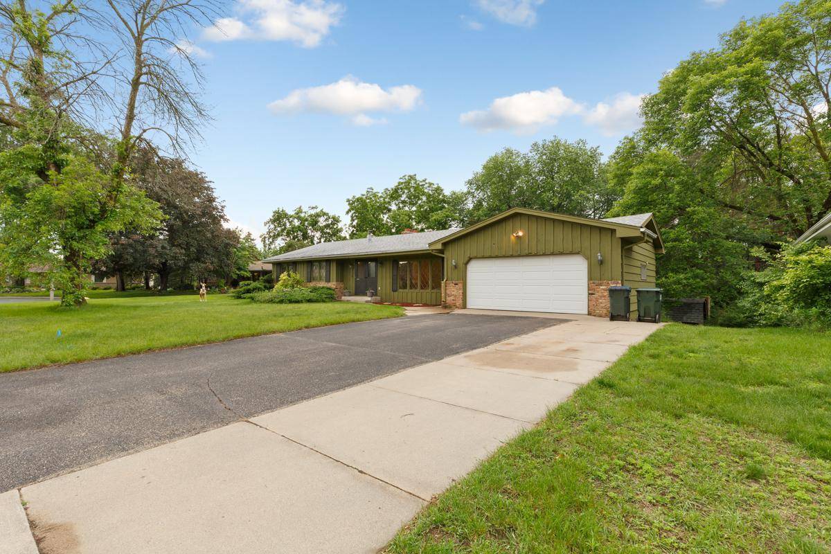 Bloomington, MN 55431,9716 Xerxes RD S