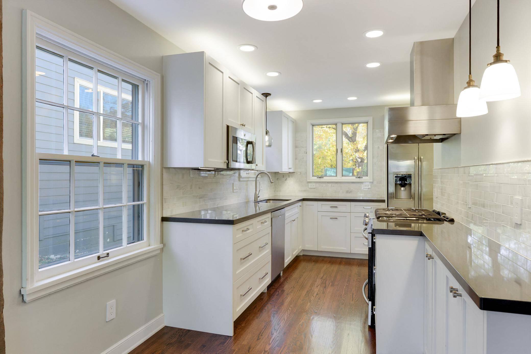 Minneapolis, MN 55410,4020 Ewing AVE S