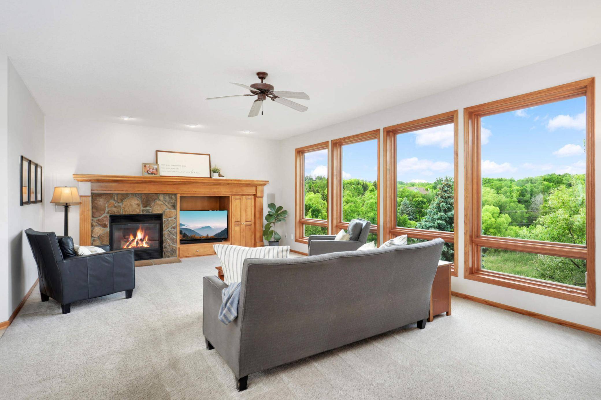 Chanhassen, MN 55317,6855 Ruby LN