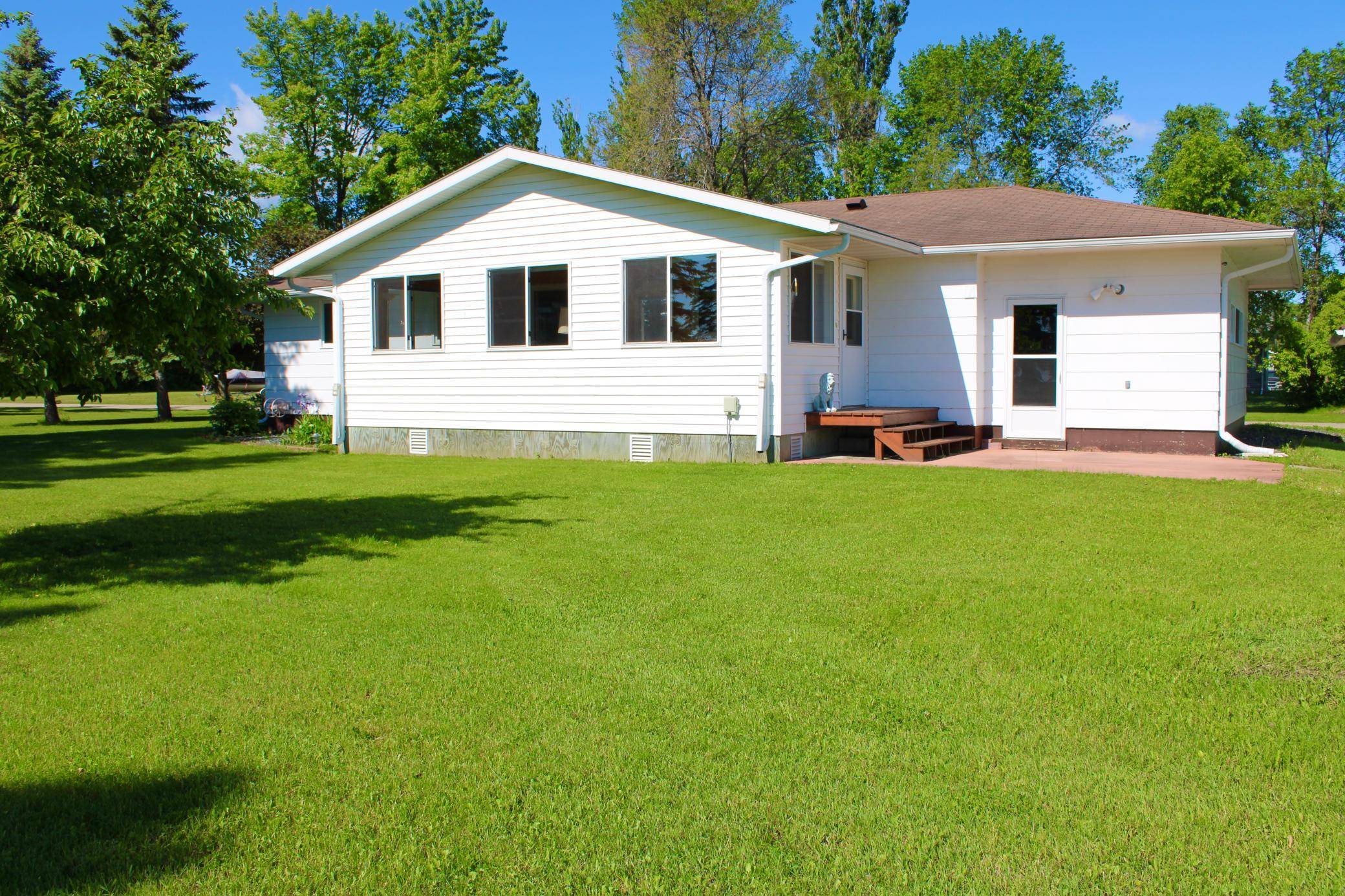 Oklee, MN 56742,401 Oak ST