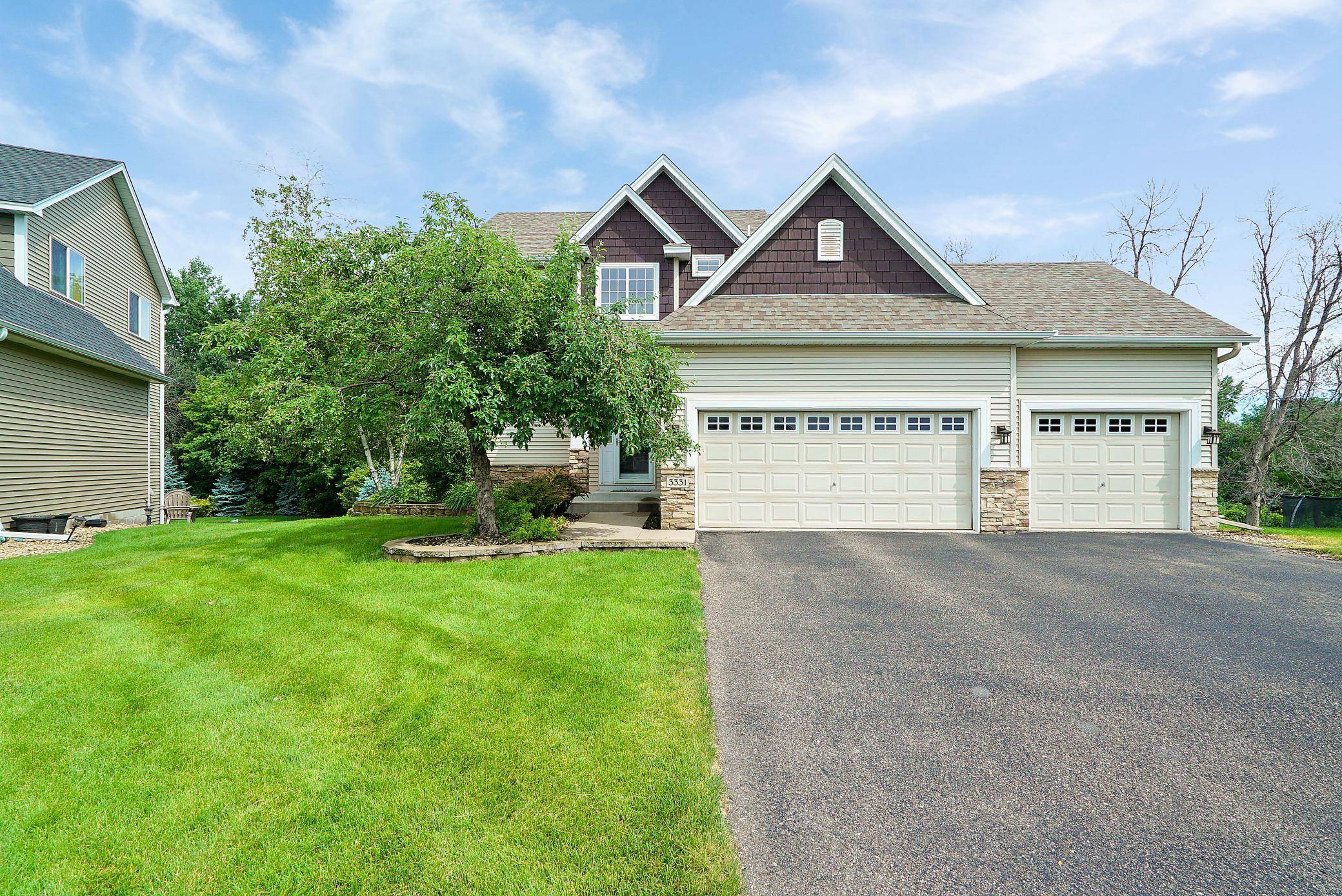 Blaine, MN 55449,3331 120th CIR NE