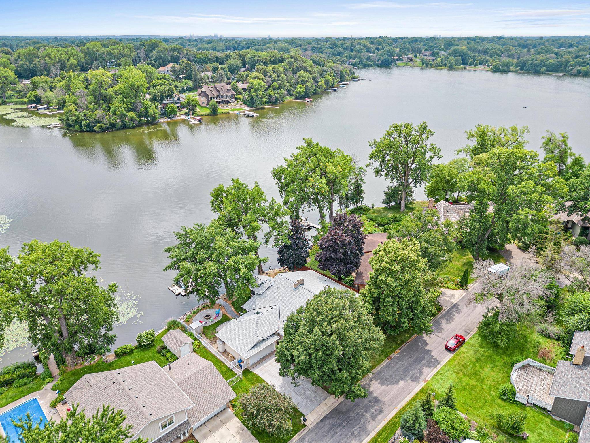 Little Canada, MN 55109,750 Carla LN