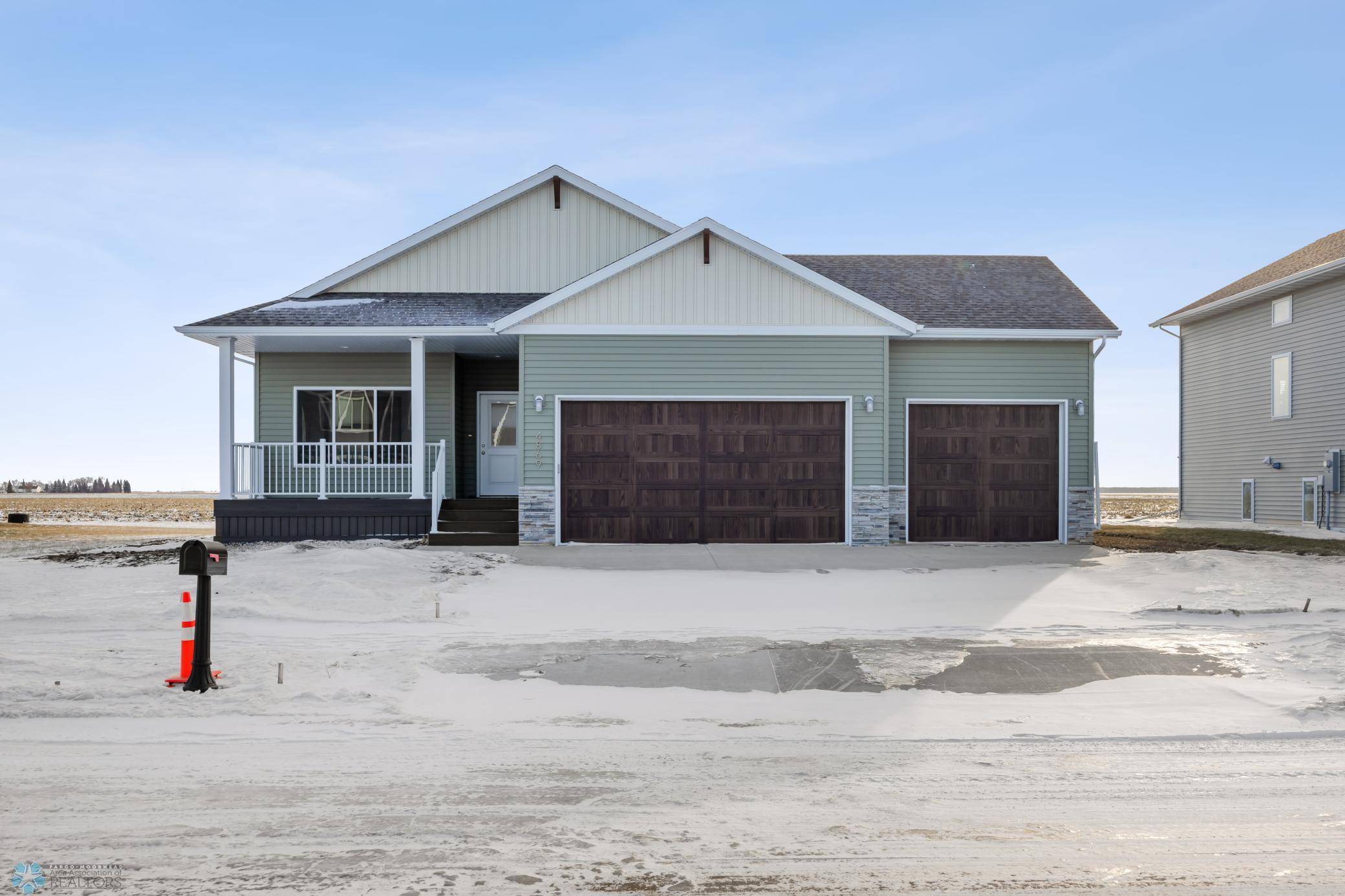 Moorhead, MN 56560,4869 Hampton CIR S