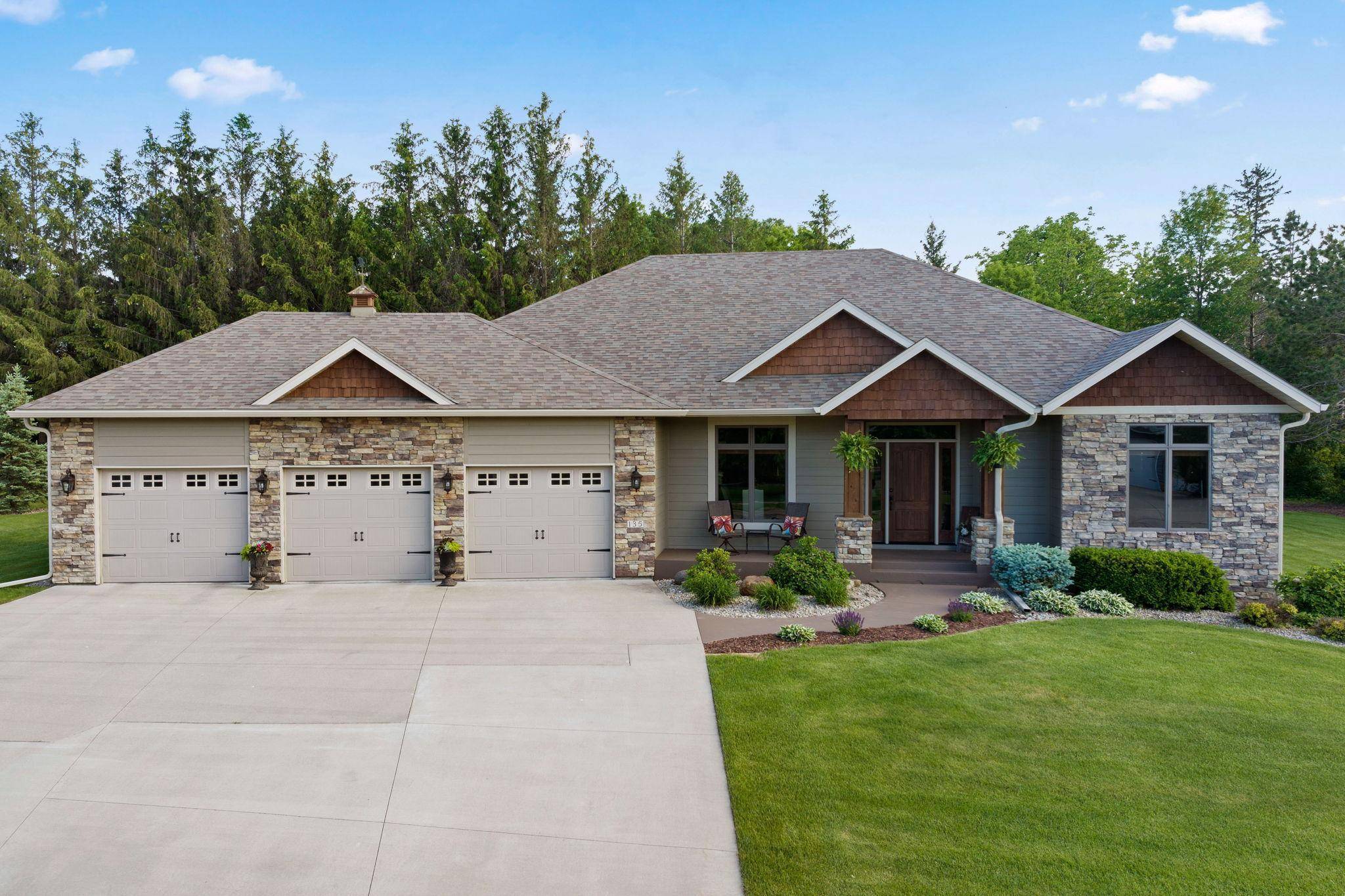 Owatonna, MN 55060,135 Hickory LN NE