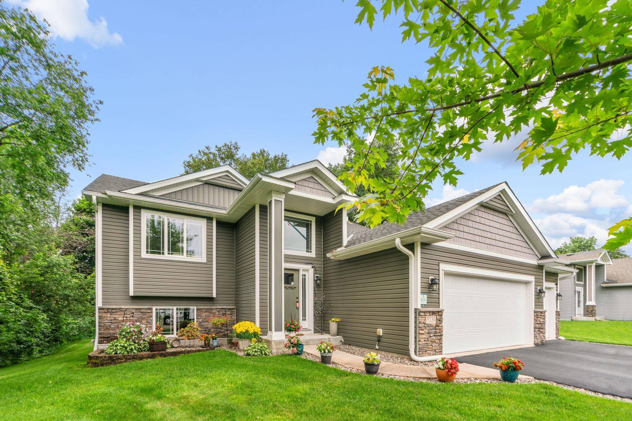 Blaine, MN 55449,9134 NE Dunkirk ST NE