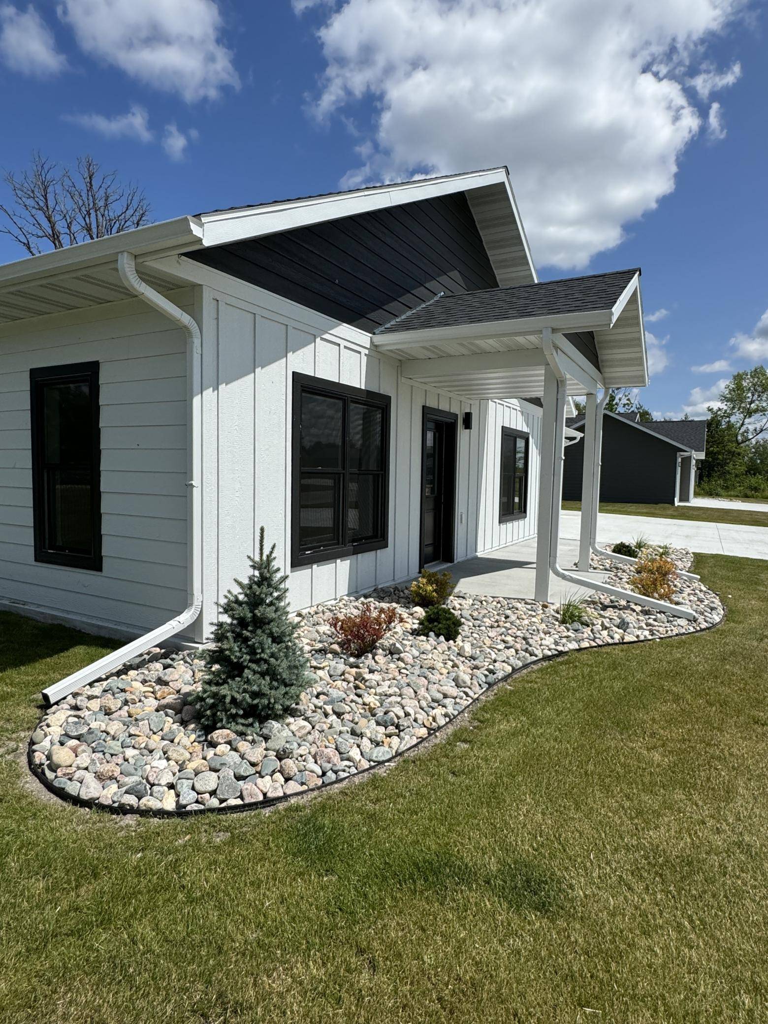 Warroad, MN 56763,517 Lincoln ST SE