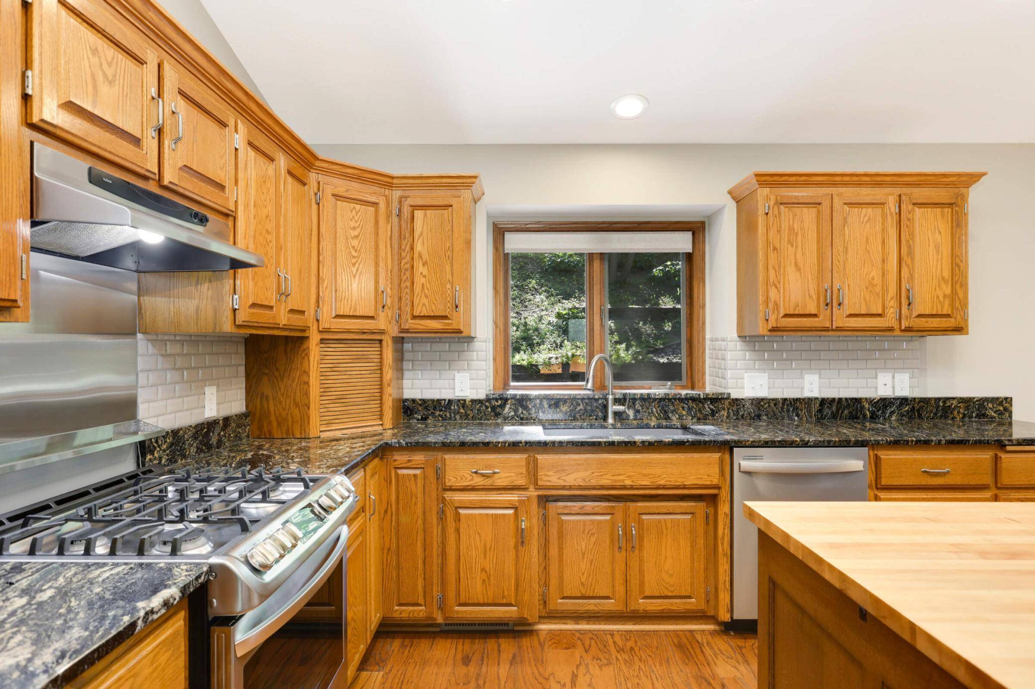 Burnsville, MN 55306,15512 Bryant AVE S