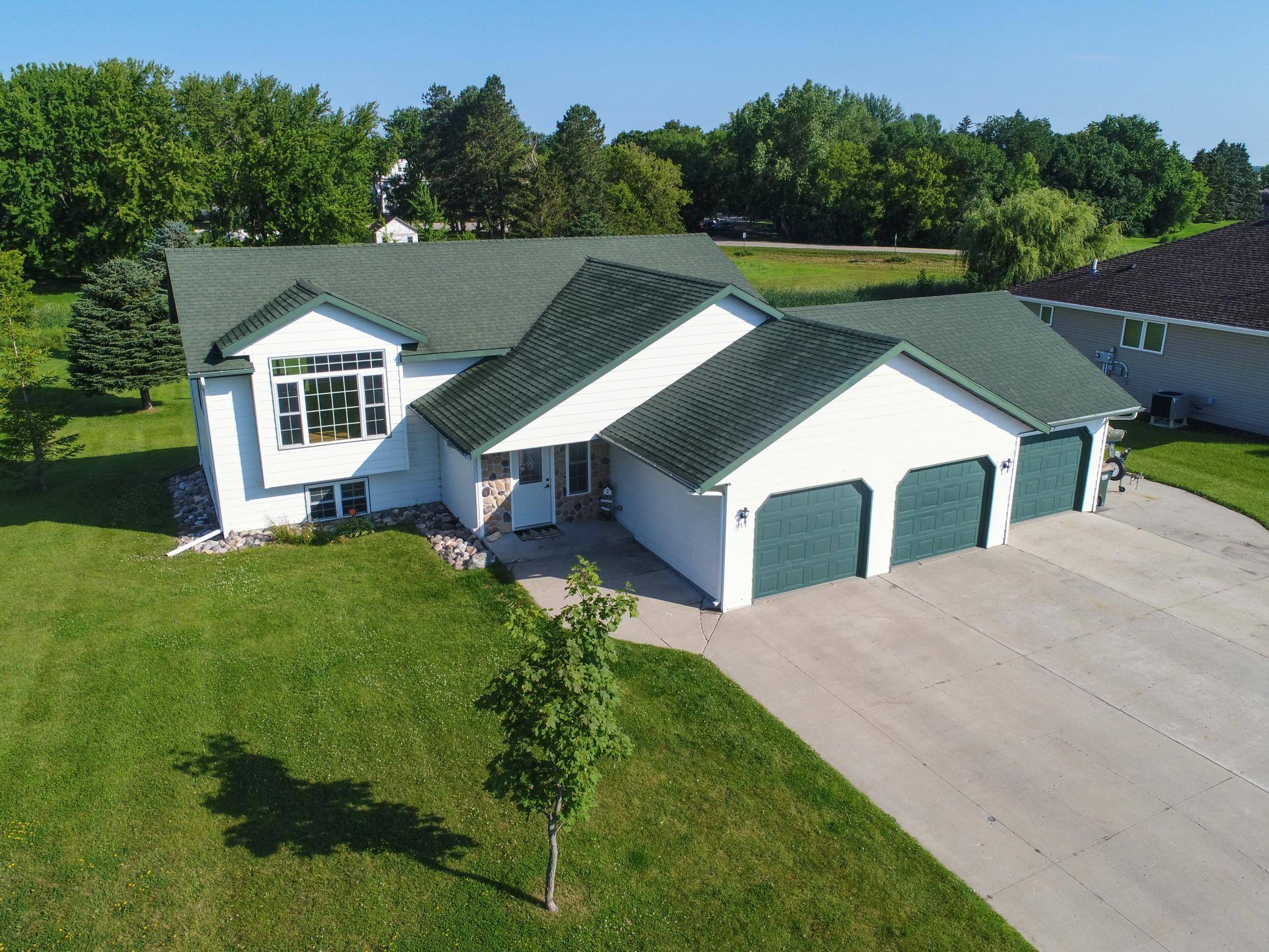 Evansville, MN 56326,517 Main ST