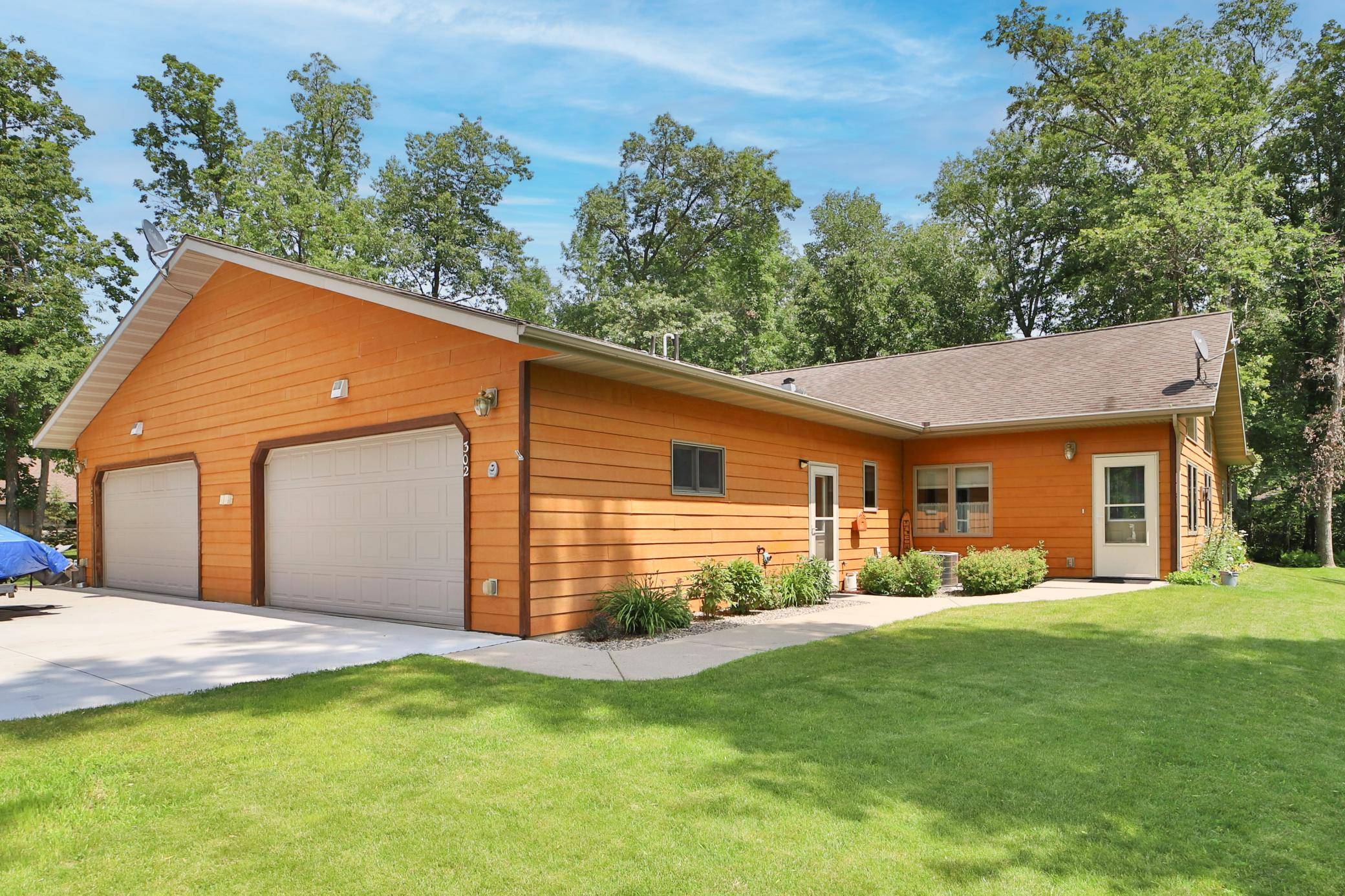 Hackensack, MN 56452,302 Birch ST S