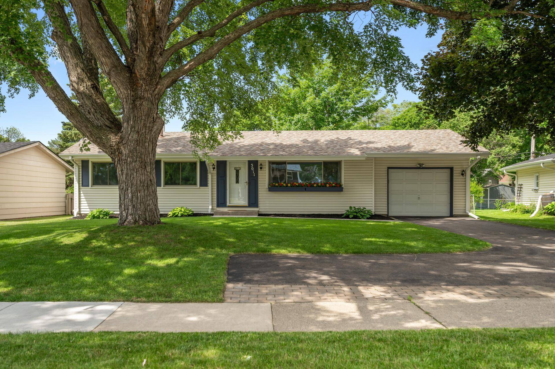 New Hope, MN 55427,3011 Boone AVE N