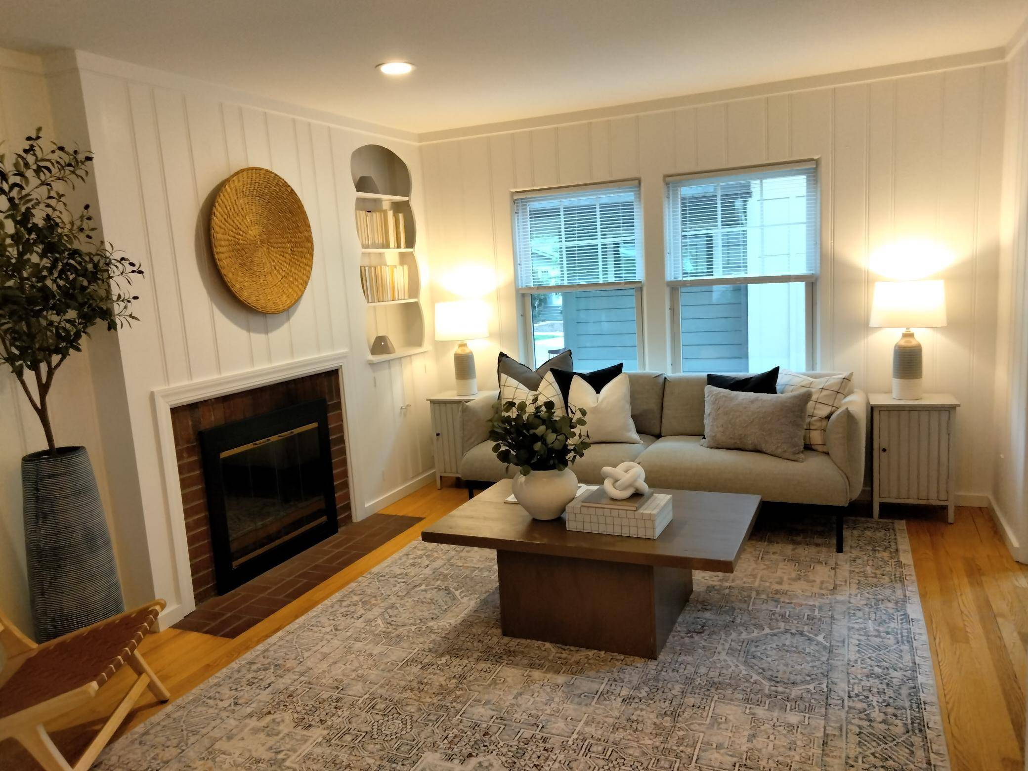 Saint Paul, MN 55105,1226 Berkeley AVE