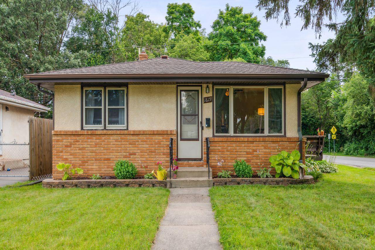 Saint Paul, MN 55106,1619 Mcafee ST