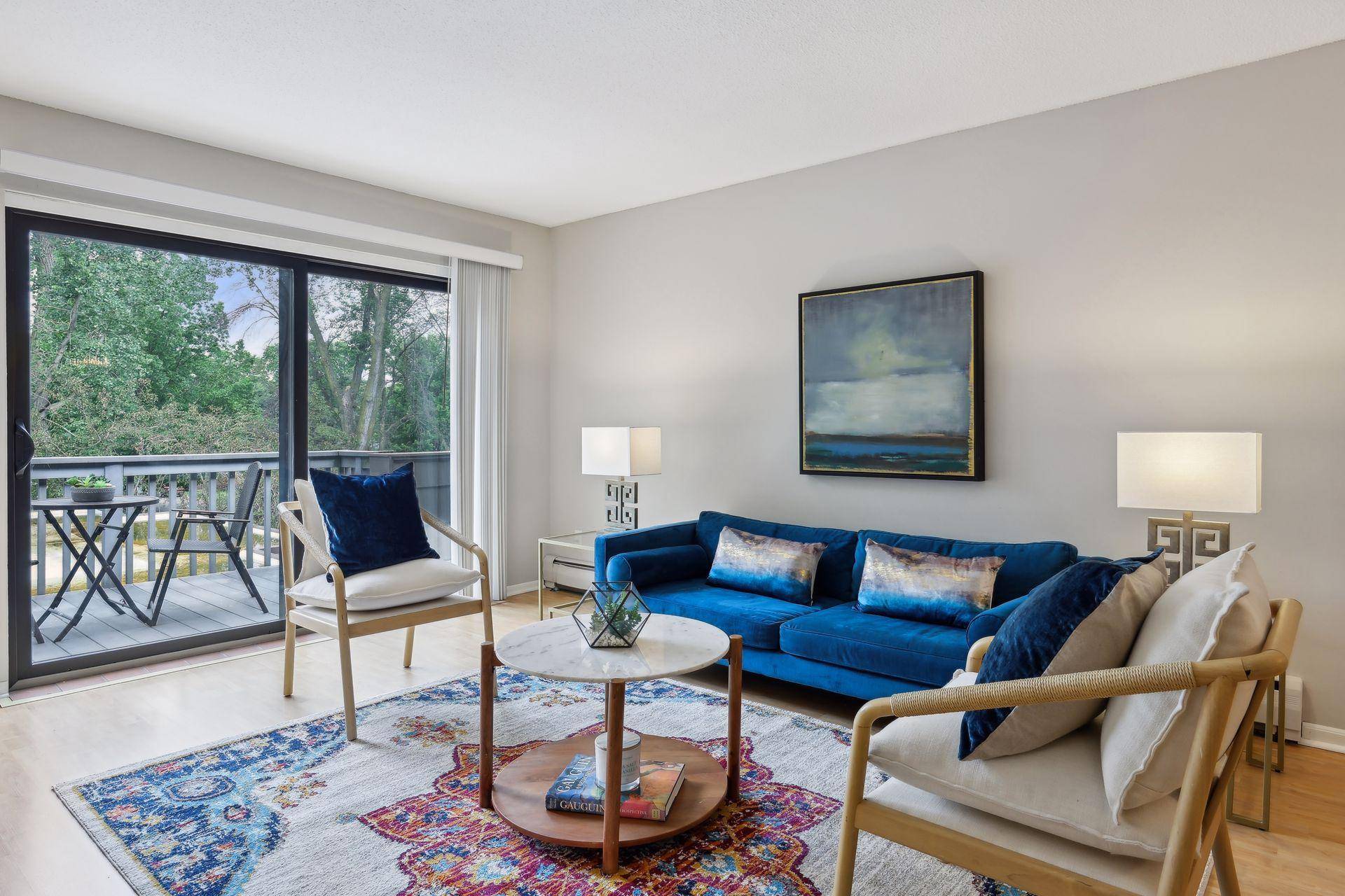 Roseville, MN 55113,2800 Hamline AVE N #326