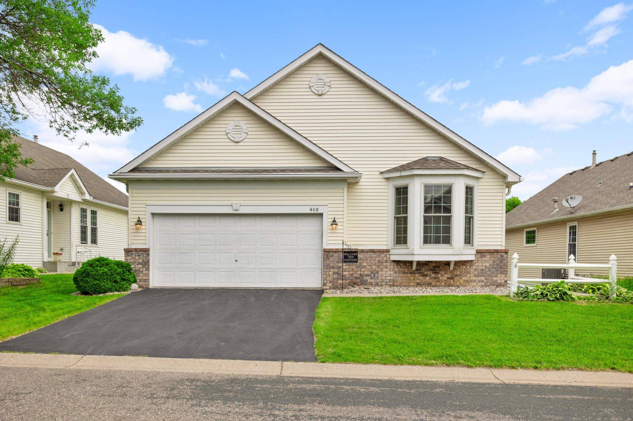 Burnsville, MN 55337,408 Meadowood LN