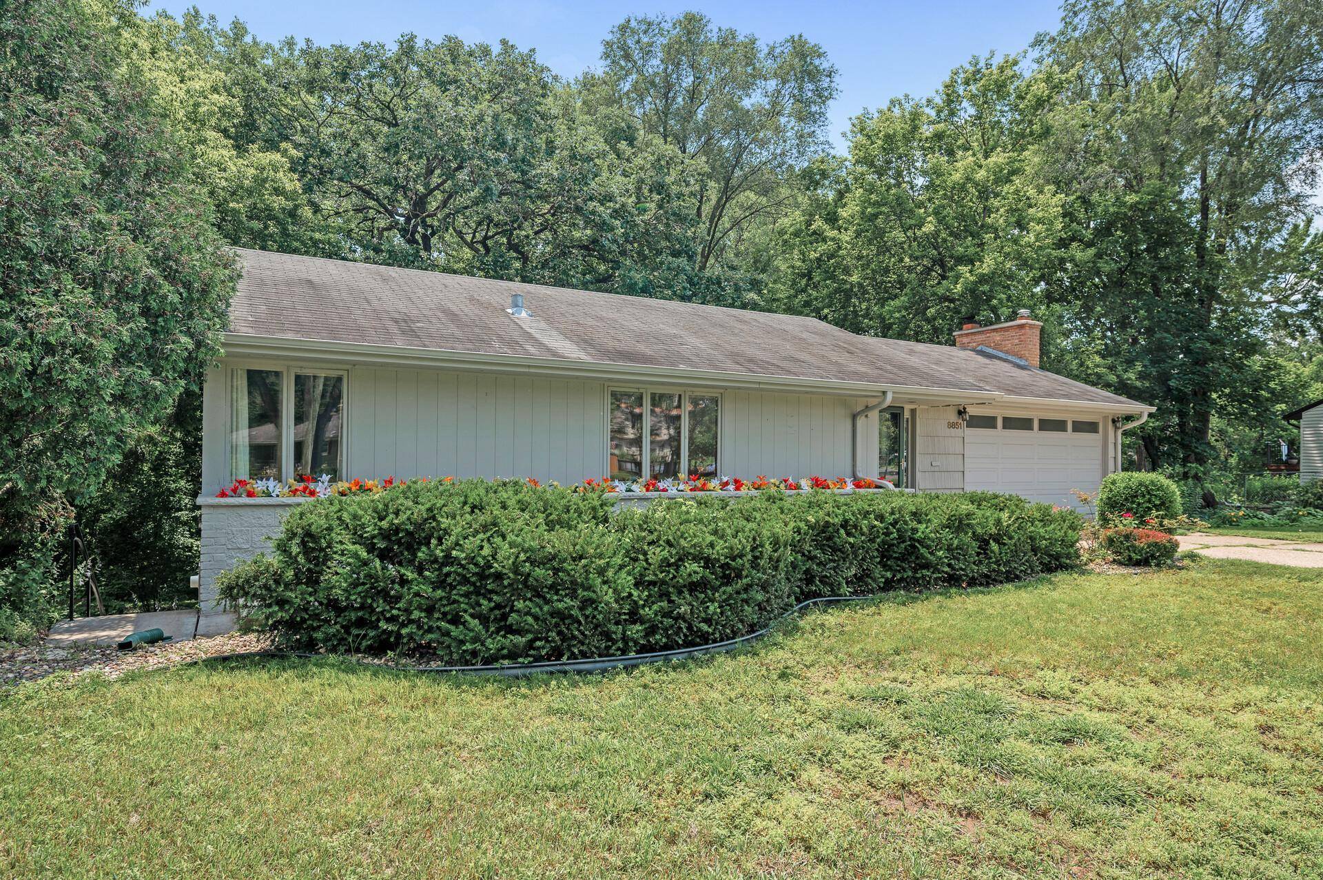 Saint Louis Park, MN 55426,8851 W 31st ST