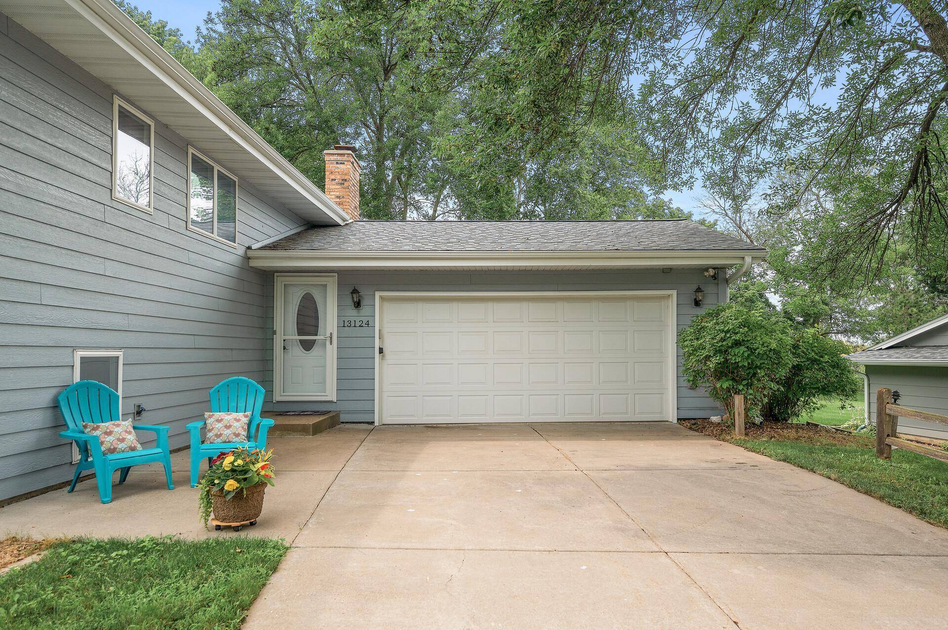 Burnsville, MN 55337,13124 Thomas AVE S