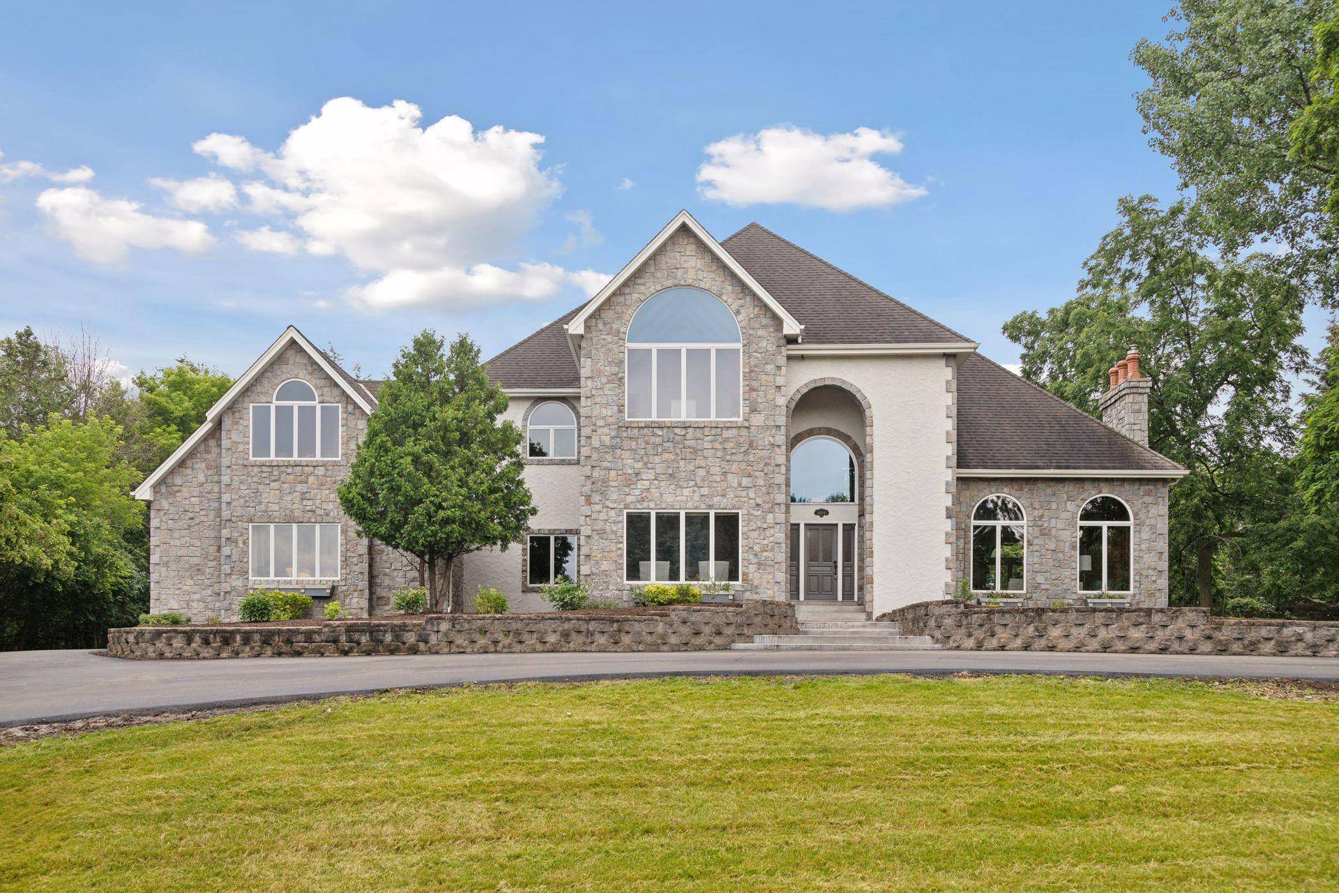 Lino Lakes, MN 55110,6034 Sargent CT N