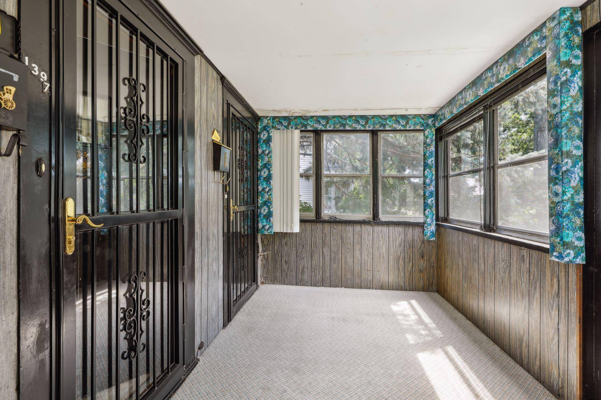 Saint Paul, MN 55108,1395 Albany AVE