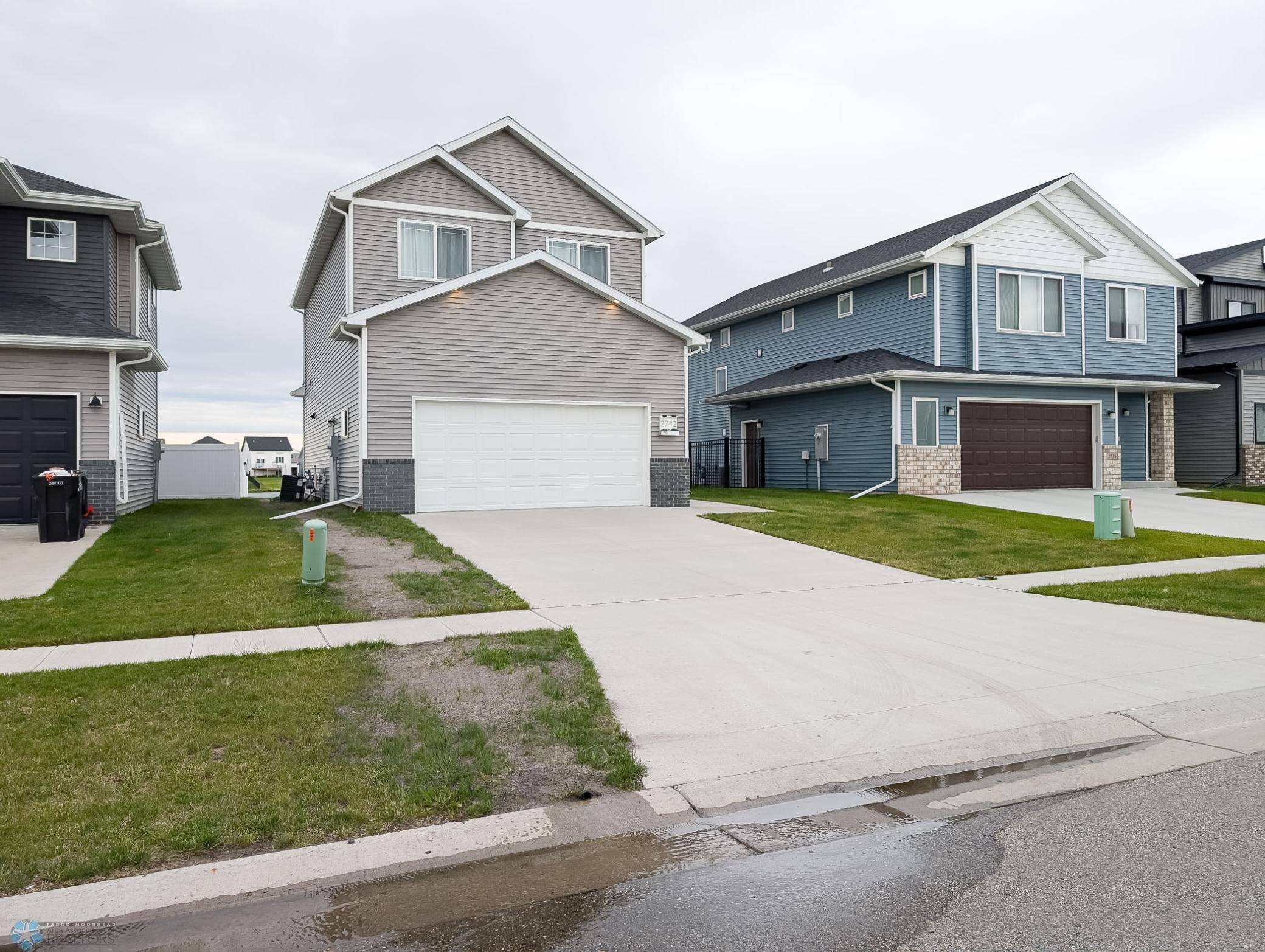 West Fargo, ND 58078,2742 12TH ST W