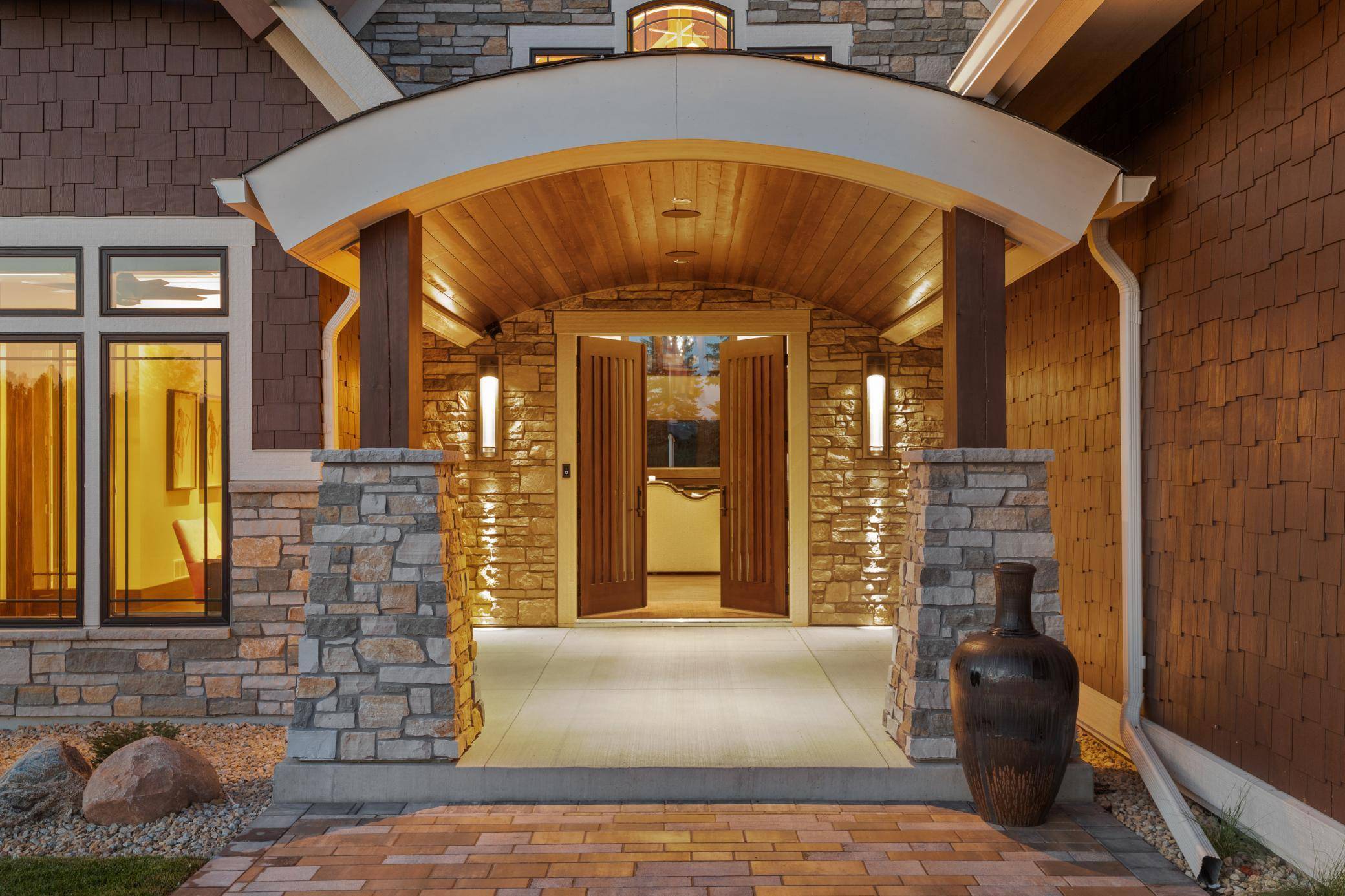 Lake Elmo, MN 55042,1323 Palmer DR N